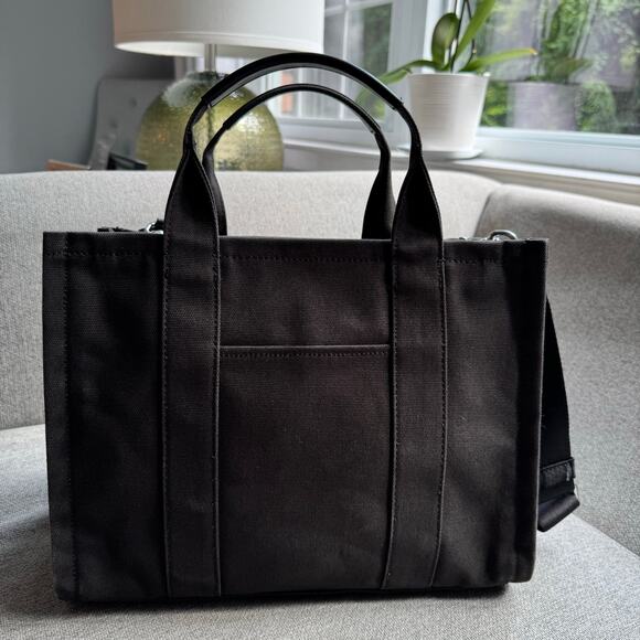 Quince Organic Canvas Small Crossbody Tote Charcoal Black - Picture 7 of 13